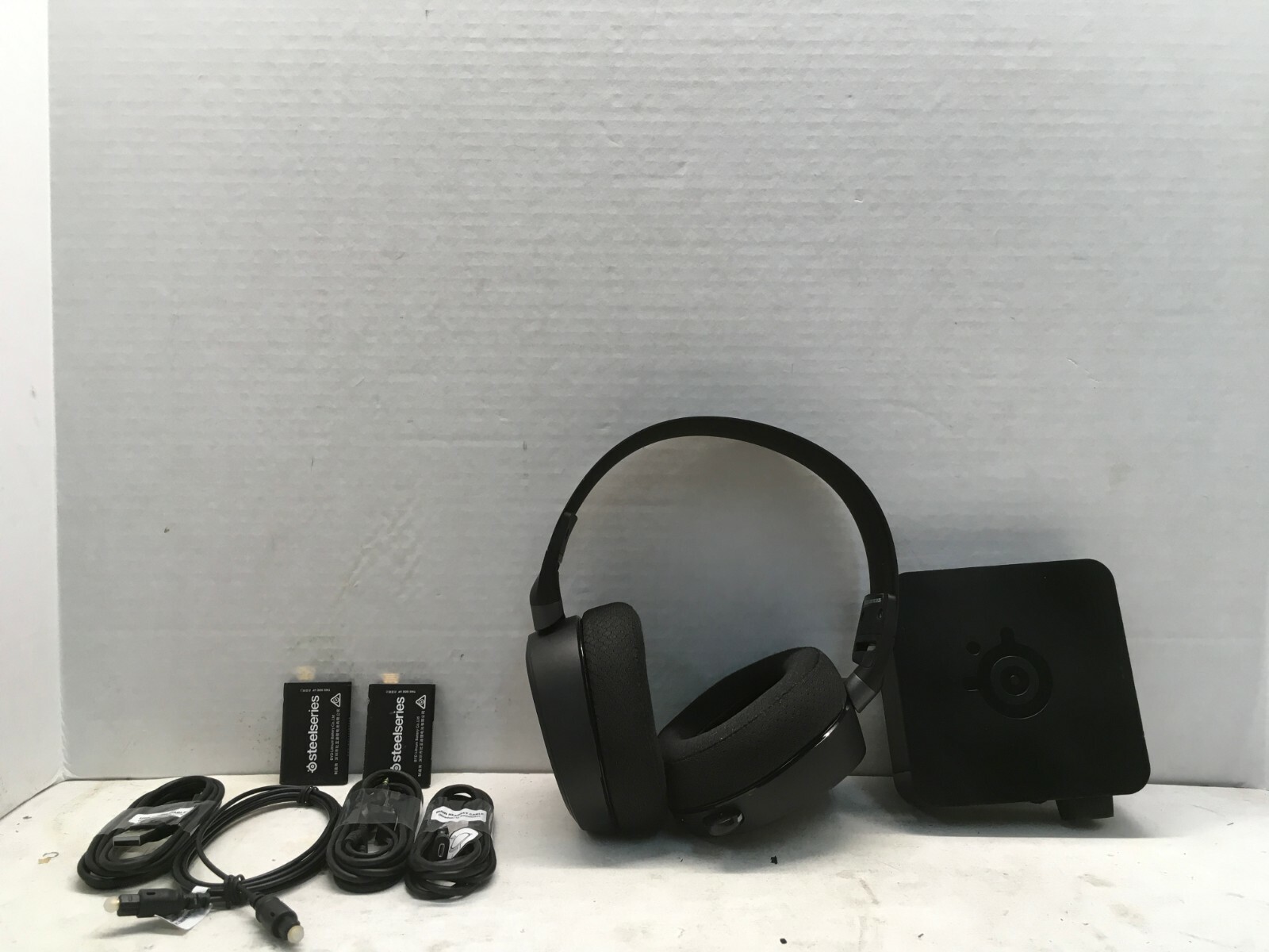 ایگرد | قیمت و خرید SteelSeries Arctis Pro Wireless Black Headset For  PlayStation 4/PC Tested