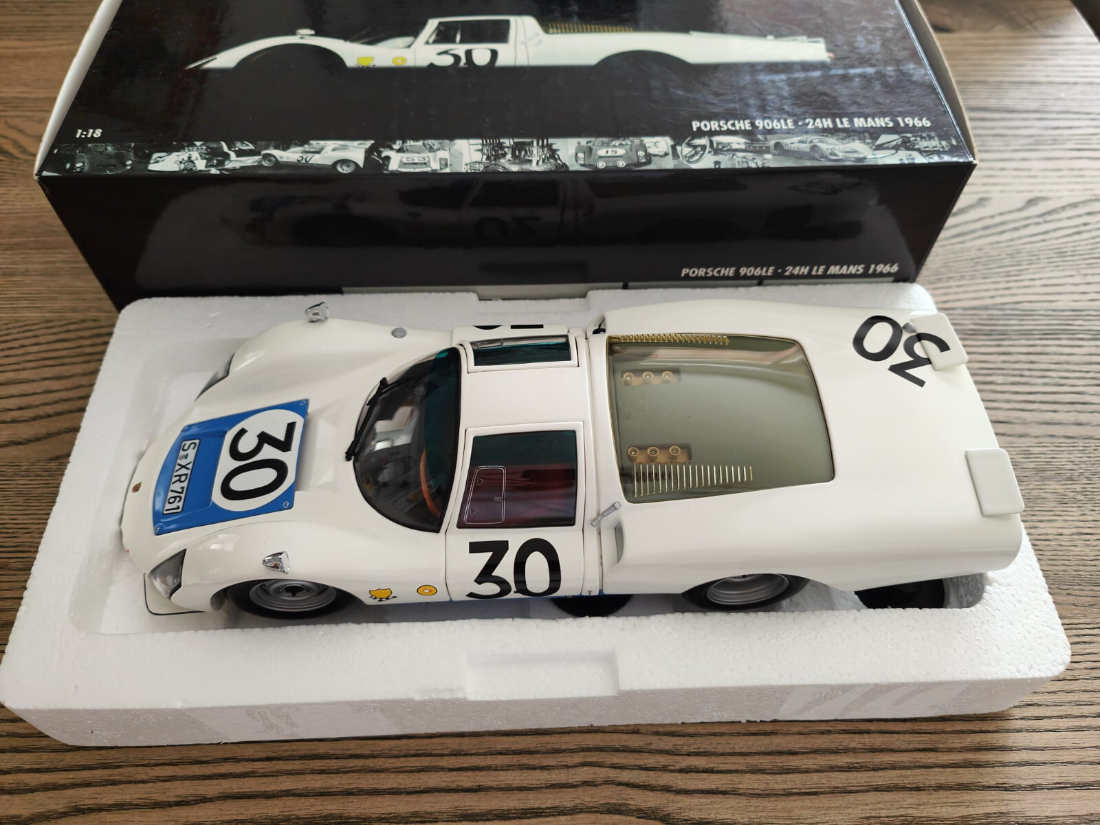 希少ミニチャンプス　ポルシェ９０６ロングボディー　１９６６ル・マン仕様　１／１８ Yahoo!オークション -「1／18 ポルシェ 906」の落札相場・落札価格