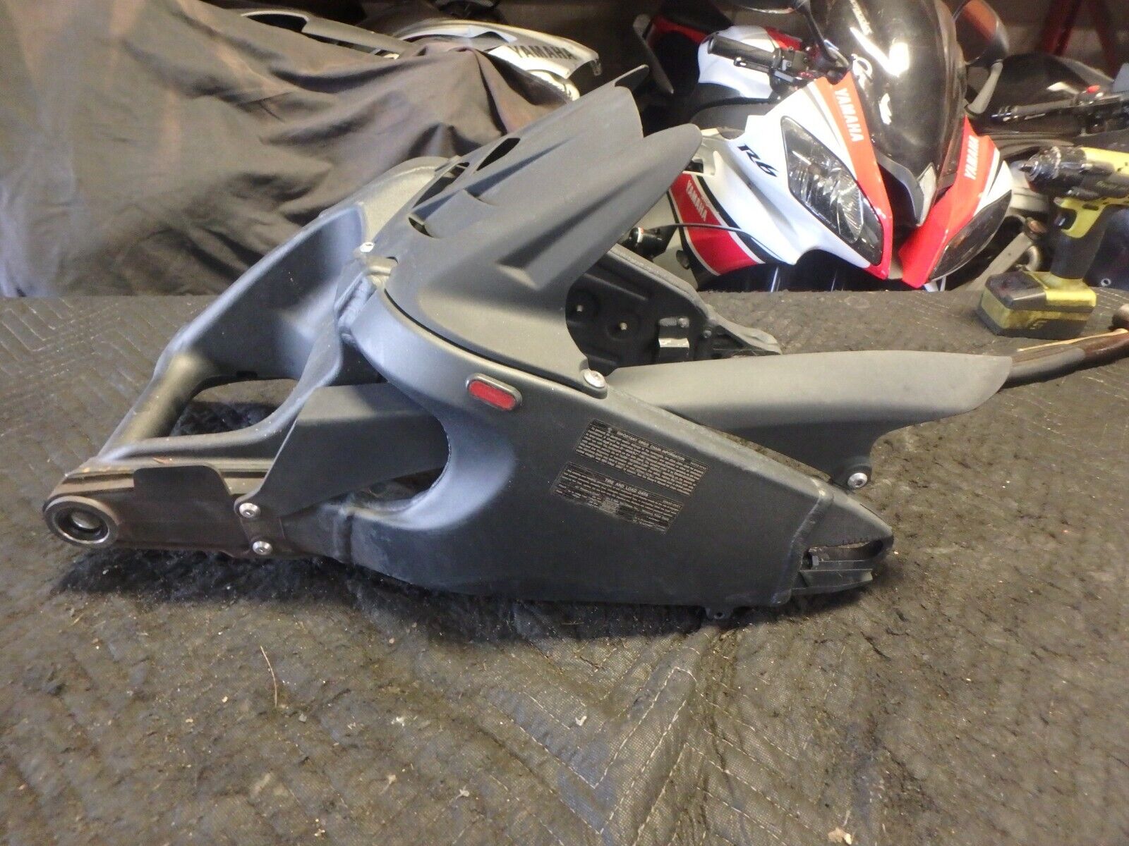 KAWSAKI ZX6R 2013-2023, OEM SWINGARM | eBay KAWSAKI ZX6R 2013-2023, OEM SWINGARM | eBay