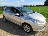 2010 Ford Fiesta 1.4 Zetec 5dr HATCHBACK Petrol Manual