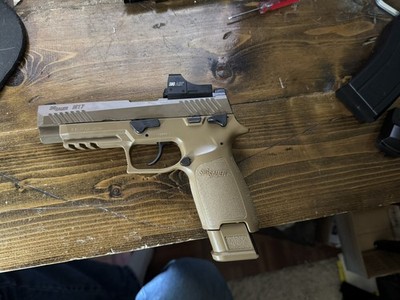 SIG AIR M17/M18 ロープロファイルリフレックスサイト SIG AIR M17/M18 ロープロファイルリフレックスサイト Sig Sauer