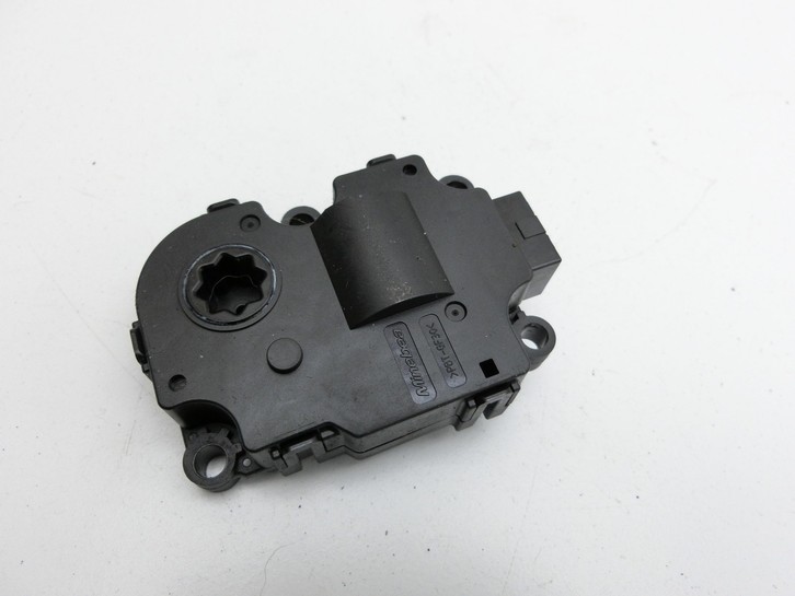BMW G21 320dx 3er 19-22 Stellmotor Klimaanlage Heizung Luftklappe BMW G21 320dx 3er 19-22 17.09.2020 9384023... Vorschau 3