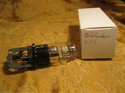 Vintage EM11 Vacuum tube Telefunken em4 6e5 6e5s  magic eye