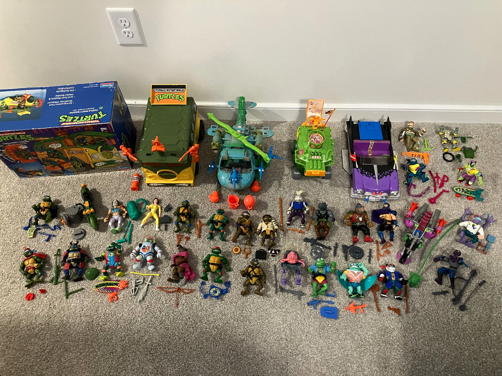 コリンシアン　MLBミニチュアーズ2コンプセット　緑23体　青1体 コリンシアン MLBミニチュアーズ2コンプセット 緑23体 青1体