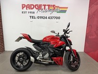 2022 Ducati Streetfighter V2