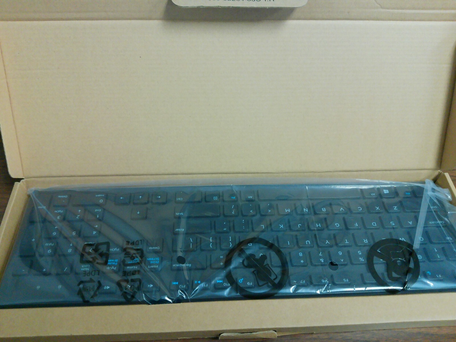 New Dell KB216t-BK-US USB Wired Keyboard Computer Keyboard Slim Black