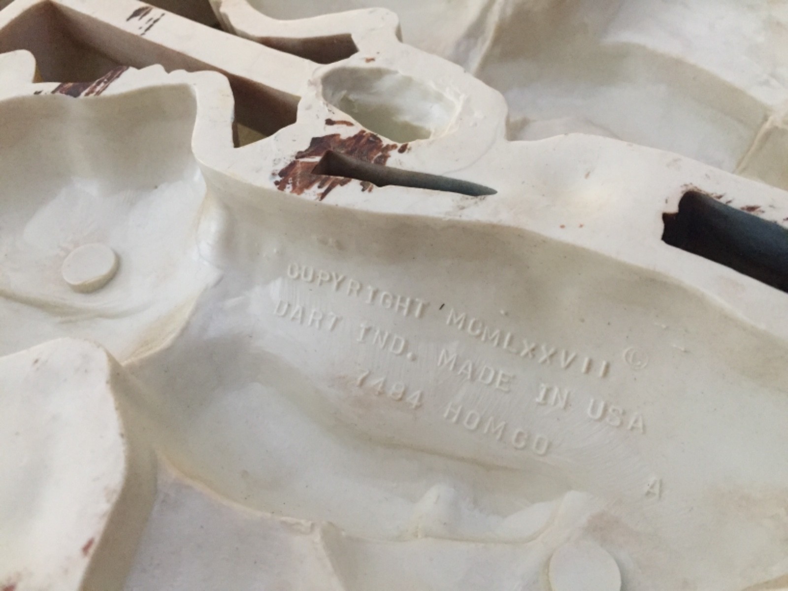 VTG 1977 HOMCO DART BOY GIRL FIGURE BIRD UMBRELLA SPRING SHOWERS WALL PLAQUE SET