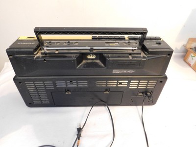 Vintage Magnavox boombox  D8300 CD Compact Disc Cassette  Am/Fm Works Nicely