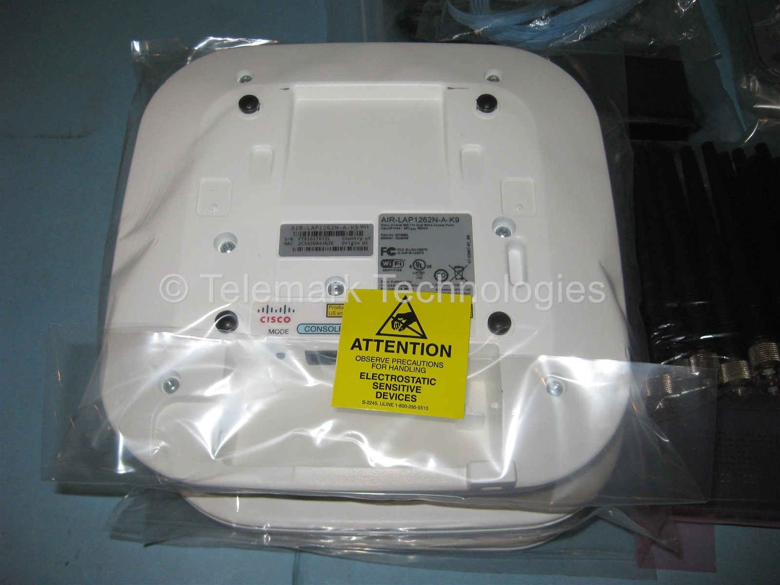 Cisco Aironet AIR-WLC2112-K9 Wireless LAN Controller Bundle 6 AIR-LAP1262N-A-K9