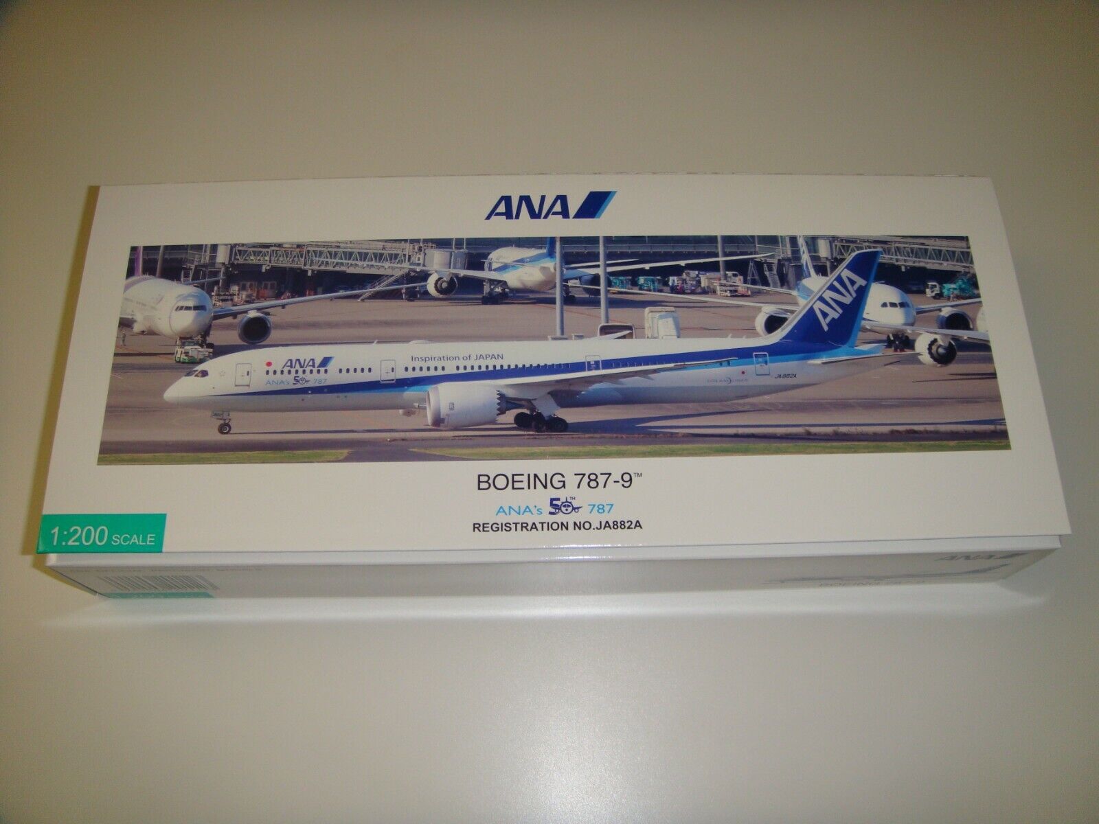 1/200 Hogan ANA Official Boeing 787-9 1/200 Hogan ANA Official Boeing 787-9
