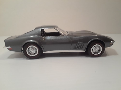1:24 LAGUNA GRAY 