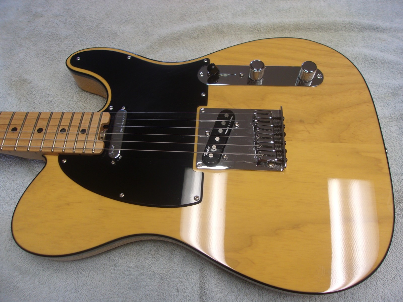 Fender Telecaster　american elite About Mint 2018 Fender American Elite Trans Butterscotch