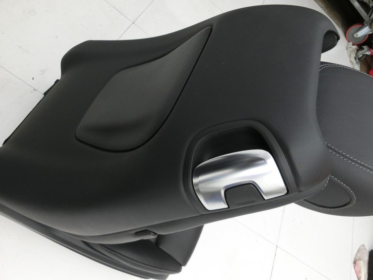 Mercedes C205 C400 15-18 Coupe Beheizt Sitz Beifahrersitz Vorne Rechts Mercedes C205 C400 15-18 04.05.2017 gebraucht Vorschau 6