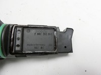 Audi A4 8E 04-08 2,0 96KW Luftmassenmesser Bosch Luftmengenmesser Audi A4 8E 04-08 12.09.2005 06B133471A F00C2G2049... Vorschau 2