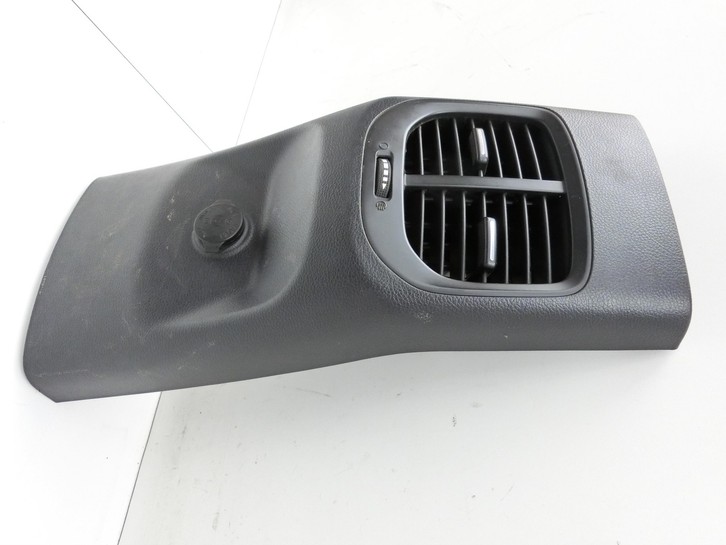 KIA Carens RP IV 13-19 Luftdusche Luftdüse Mitte Hinten KIA Carens RP IV 13-19 29.08.2014 97040A4000 gebraucht Vorschau 3