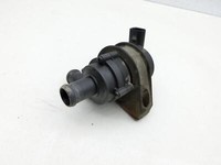 VW T5 7H 03-09 TDI 2,5 96KW Umwelzpumpe Heizung Pumpe VW T5 7H 03-09 27.01.2009 7H0965561A gebraucht Vorschau 2