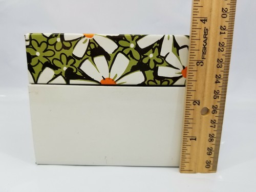 J. Chen & Co. Vintage Daisy Recipe Box Retro Metal