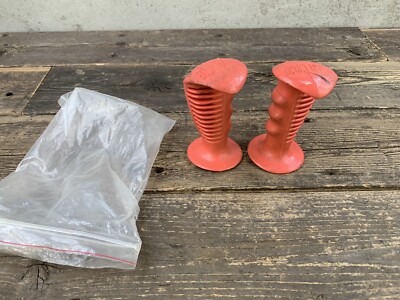 Red NOS Team Cycle Oakley 3 Style Grips Handlegrips Old School Vintage Bmx