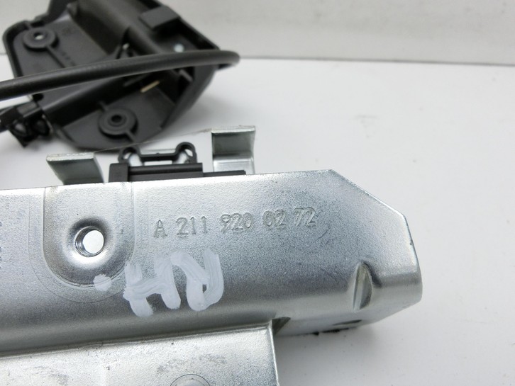 Mercedes W211 E200 02-06 Lim Schloss Verriegelung für Rücksitzbank Rechts Hinten Mercedes W211 E200 02-06... Vorschau 3