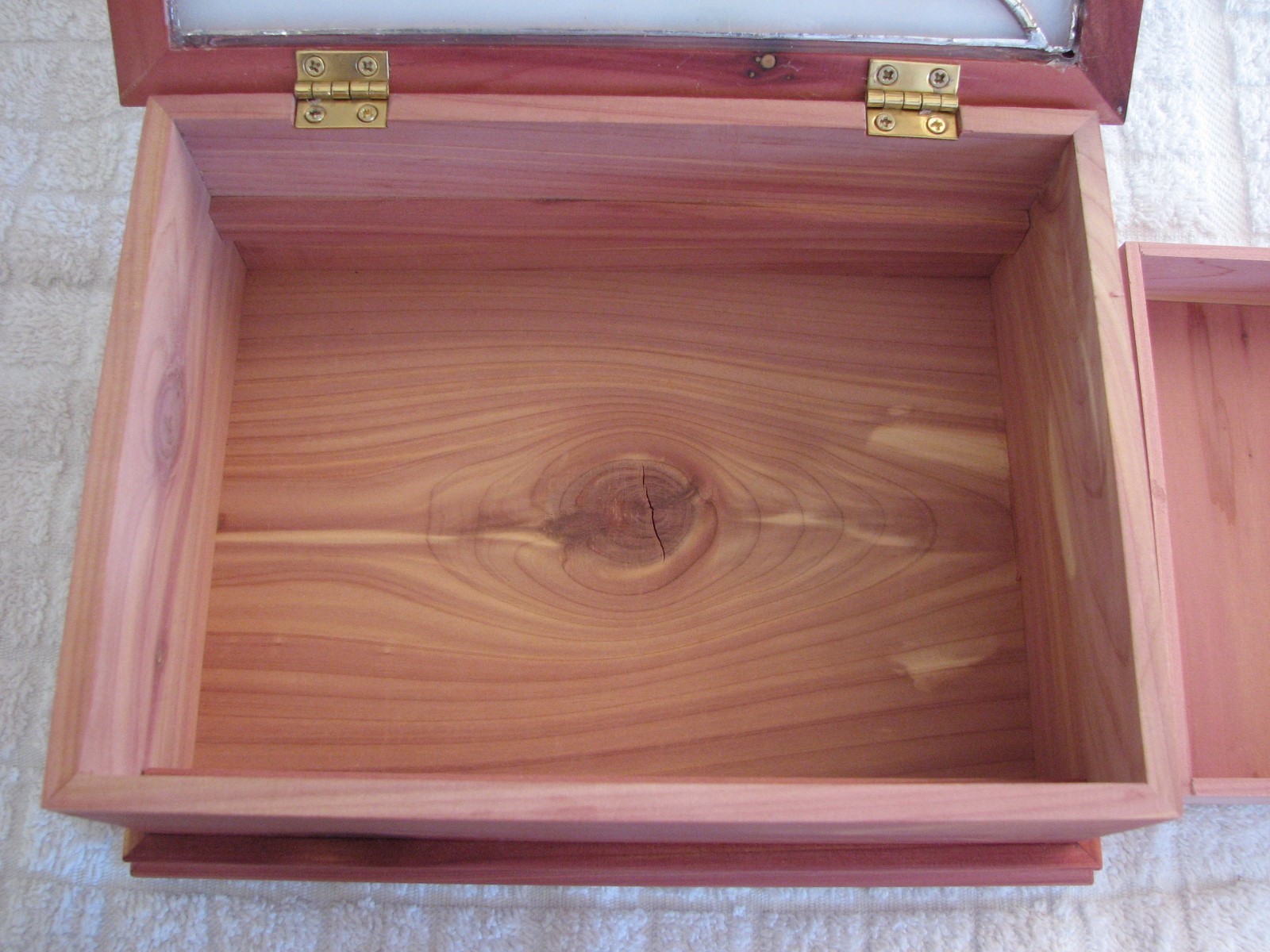 LEADED STAINED GLASS ROSE WITH CEDAR JEWELRY BOX MADE IN USA