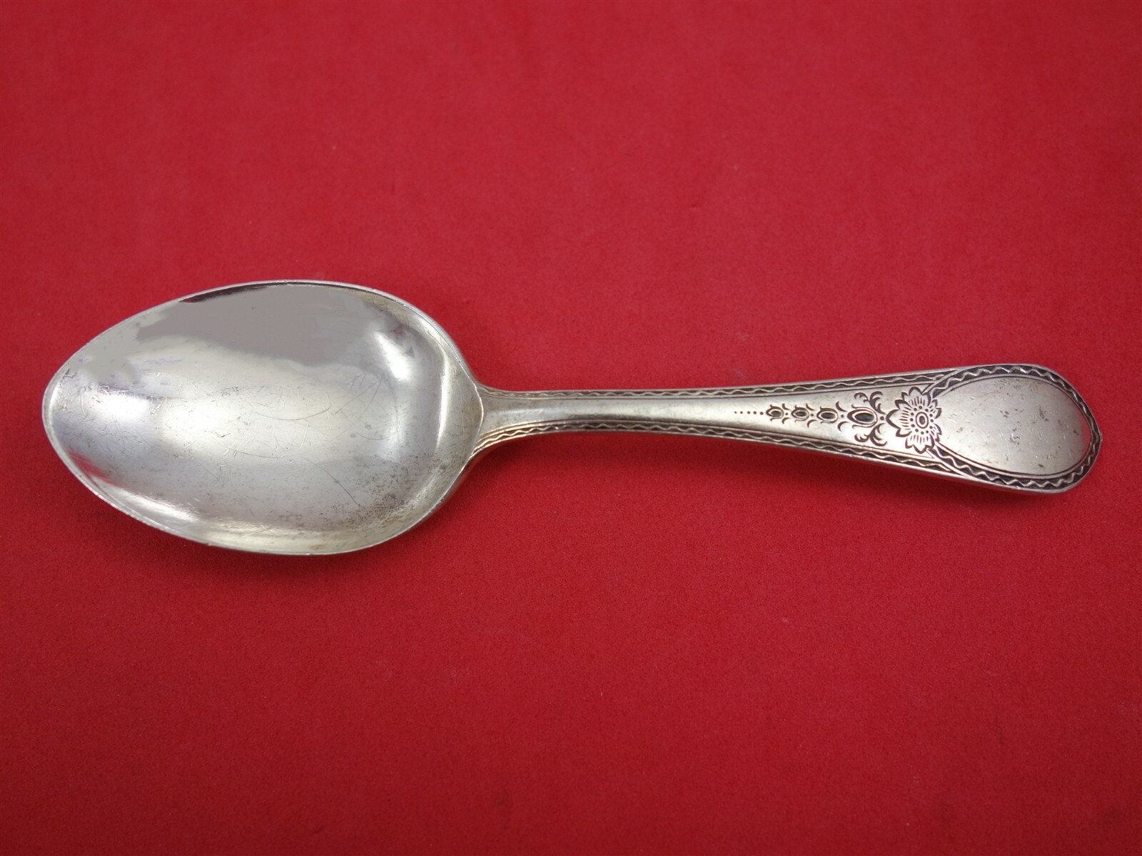 Early American Engraved by Lunt Sterling Silver Baby Spoon Original 4 1