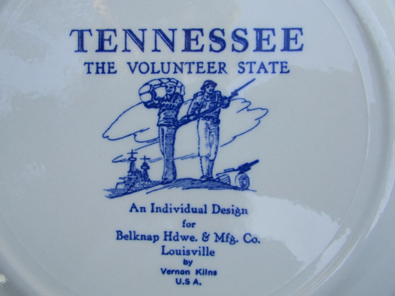 RARE Vernon Kilns Collector Plate: TENNESSEE: The Volunteer State - Belknap Hdwe