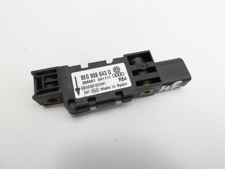 VW Phaeton 3D 10-16 Sensor Airbag Crashsensor Airbagsensor Rechts Hinten VW Phaeton 3D 10-16 15.12.2011 f8E0959643D... Vorschau 2