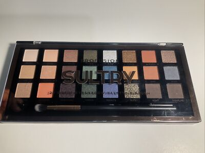 Profusion Cosmetics Sultry 24 Shade Eyeshadow Palette