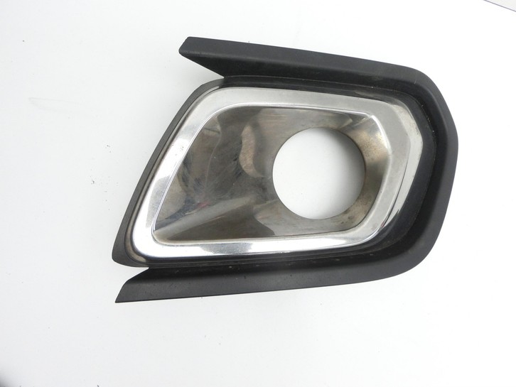 Dacia Sandero II B52 17-20 Blende für Nebelscheinwerfer Stoßstange Rechts Dacia Sandero II B52 17-20 05.11.2018... Bild 2