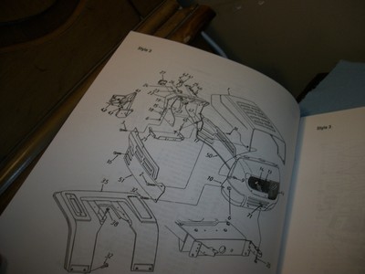 MTD HYDROSTATIC LAWN TRACTOR MODEL690-699 