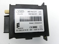 Audi A4 8K 07-11 Antennenverstärker Weiche Antenne Audi A4 8K 07-11 08.06.2009 8K0963271 8K0963271 gebraucht Vorschau 2