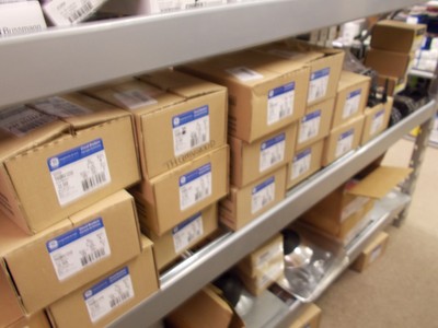 general electric THQMV150D 150AMP MAIN BREAKER