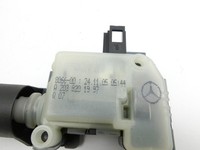 Mercedes W245 B200 05-08 Tankdeckel Stellmotor Tankklappenmotor Mercedes W245 B200 05-08 17.03.2006 A2038201997... Vorschau 2