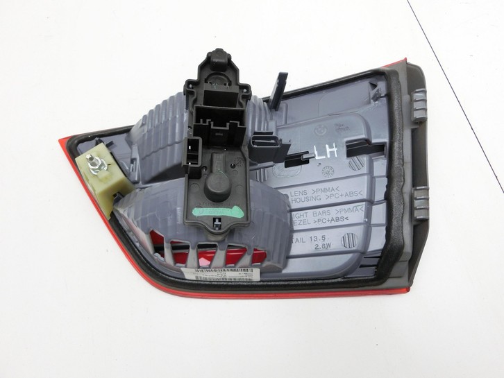 BMW X3 F25 10-14 Rückleuchte Heckleuchte für Klappe Innen Links BMW X3 F25 10-14 24.01.2013 7217309 63217217309... Vorschau 4