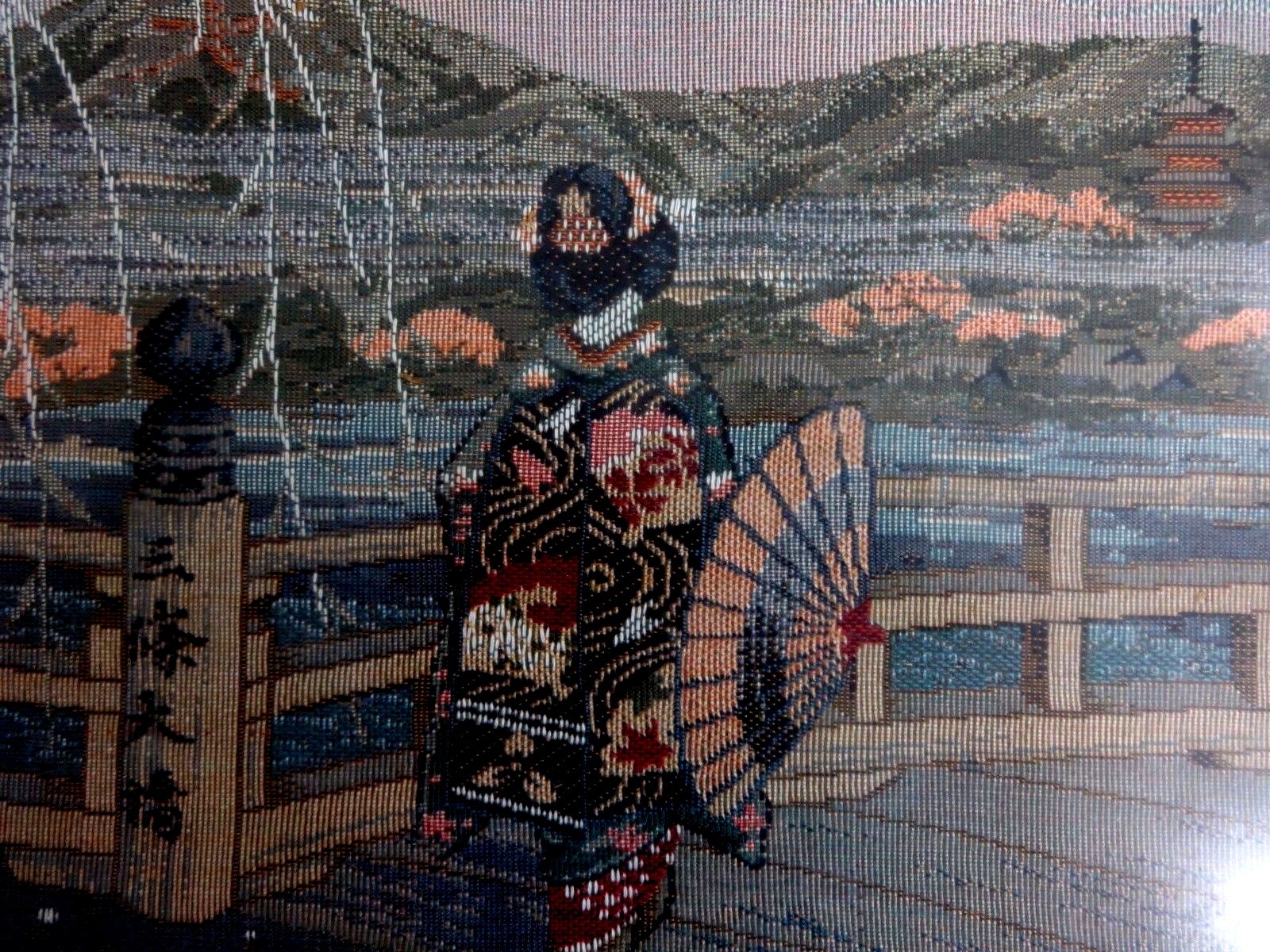 VINTAGE KYOTO JAPANESE GEISHA VINTAGE SILK EMBROIDERY TAPESTRY IN