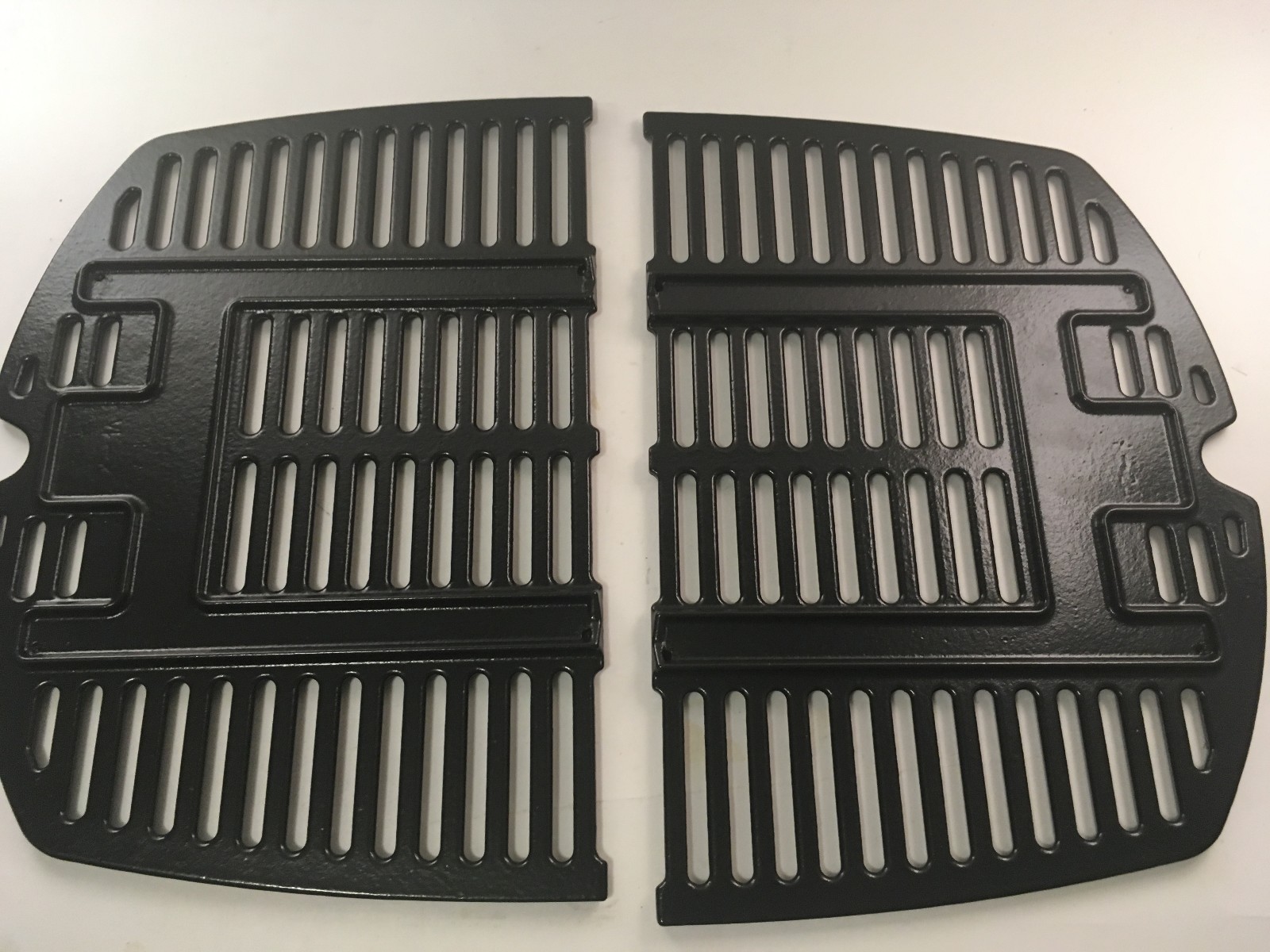 Weber 7645 Replacement Cooking Grates for Q200 / 2000 Series Gas Grills