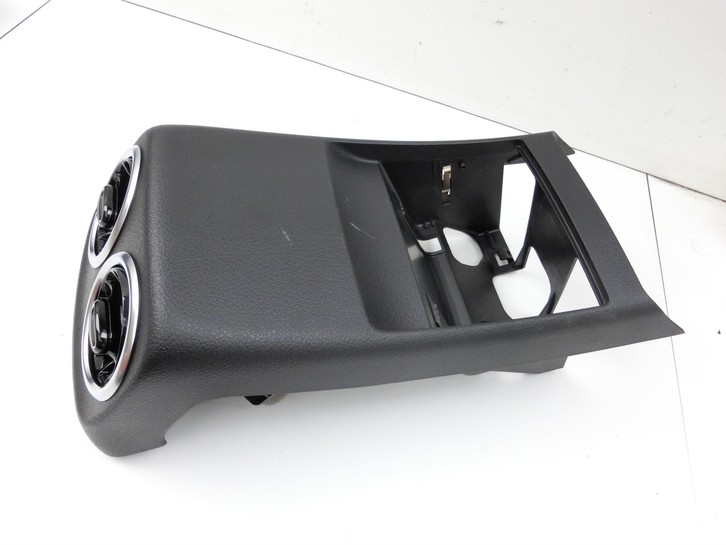 Mercedes W177 A250E 18-22 Luftdusche Luftdüse Mitte Hinten Mercedes W177 A250E 18-22 26.03.2021 A1776803701... Bild 4