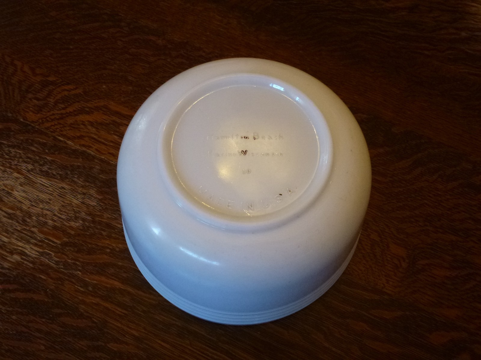 white glass 3 quart 10 ribbed mixer bowl for Hamilton Beach stand mixer