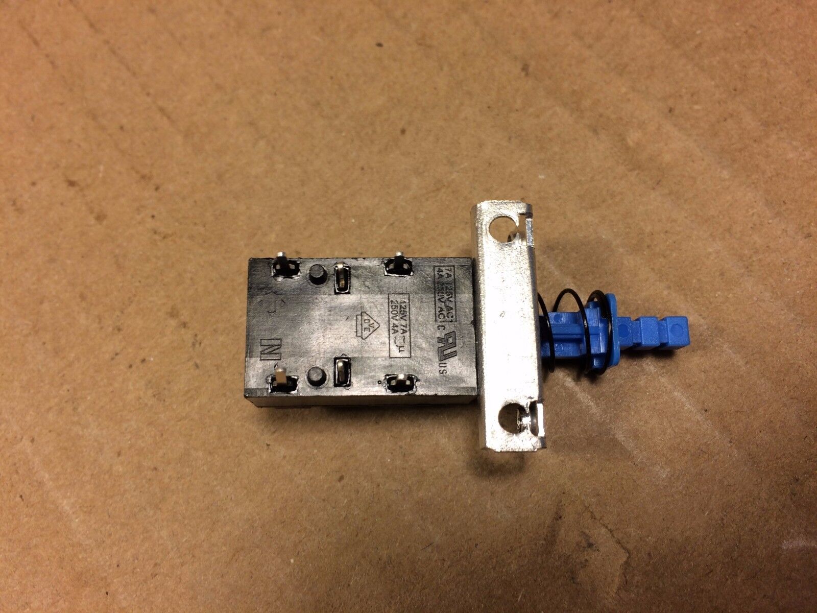 New Power Switch for Icom IC-275 375 451 475 575 735 737 751 New Power Switch for Icom IC-275 375 451 475 575 735 737 751
