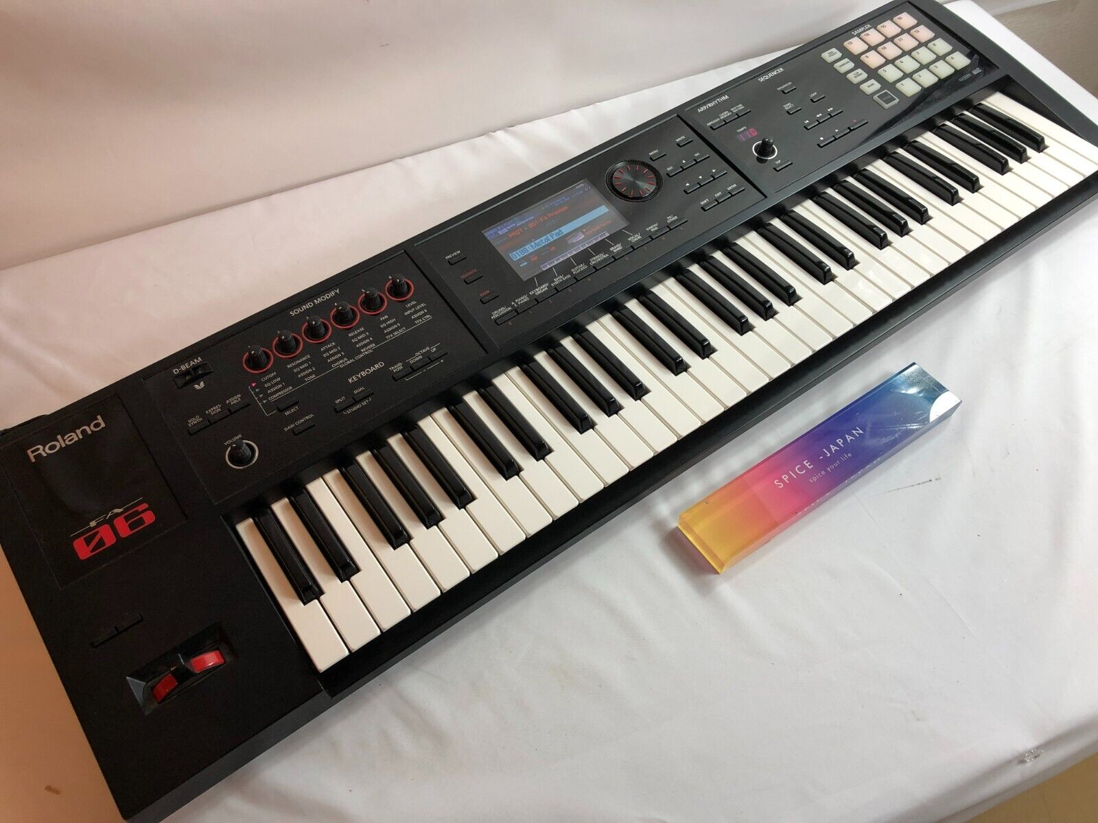Roland FA06 61Key Synthesizer sequencer Electric Keyboard Roland FA06 61Key Synthesizer sequencer Electric Keyboard