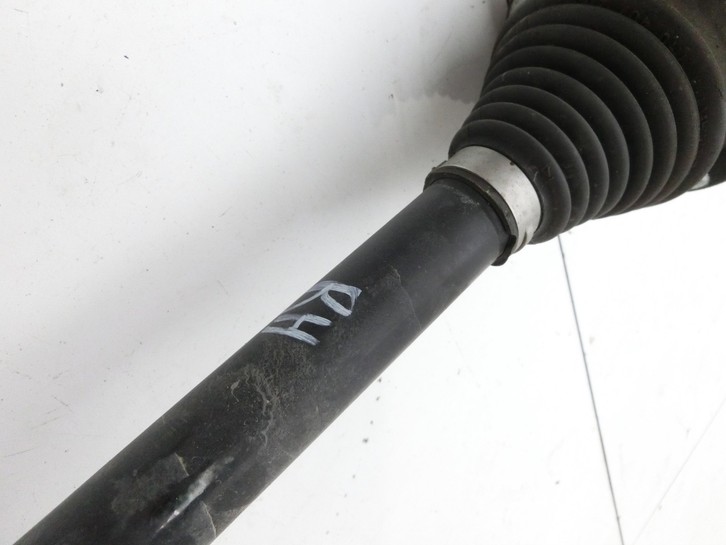 Audi A3 8P QU 10-12 5T 2,0 77KW 4WD Antriebswelle Gelenkwelle Rechts Hinten Audi A3 8P QU 10-12 31.01.2011... Vorschau 6