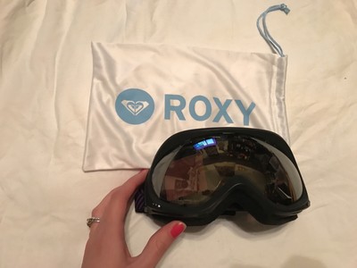 roxy snow goggles