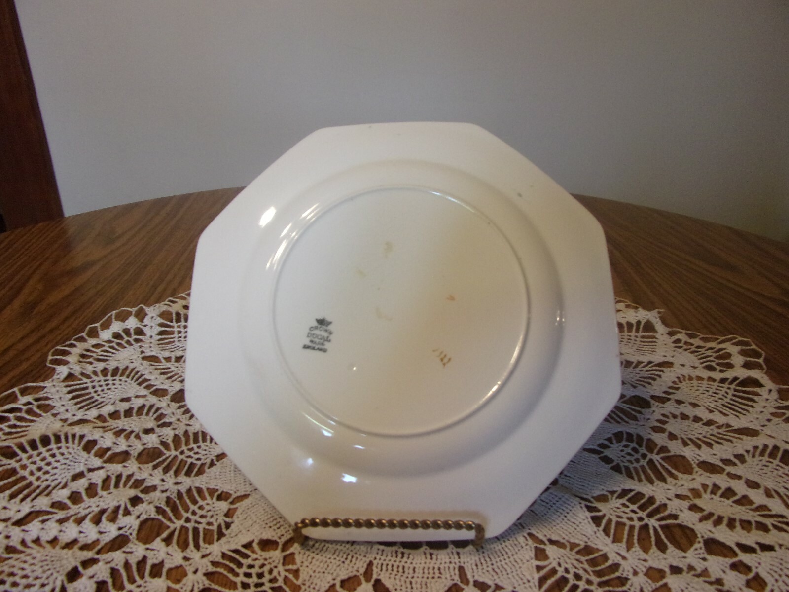 CROWN DUCAL WARE ENGLAND CHINTZ PLATE