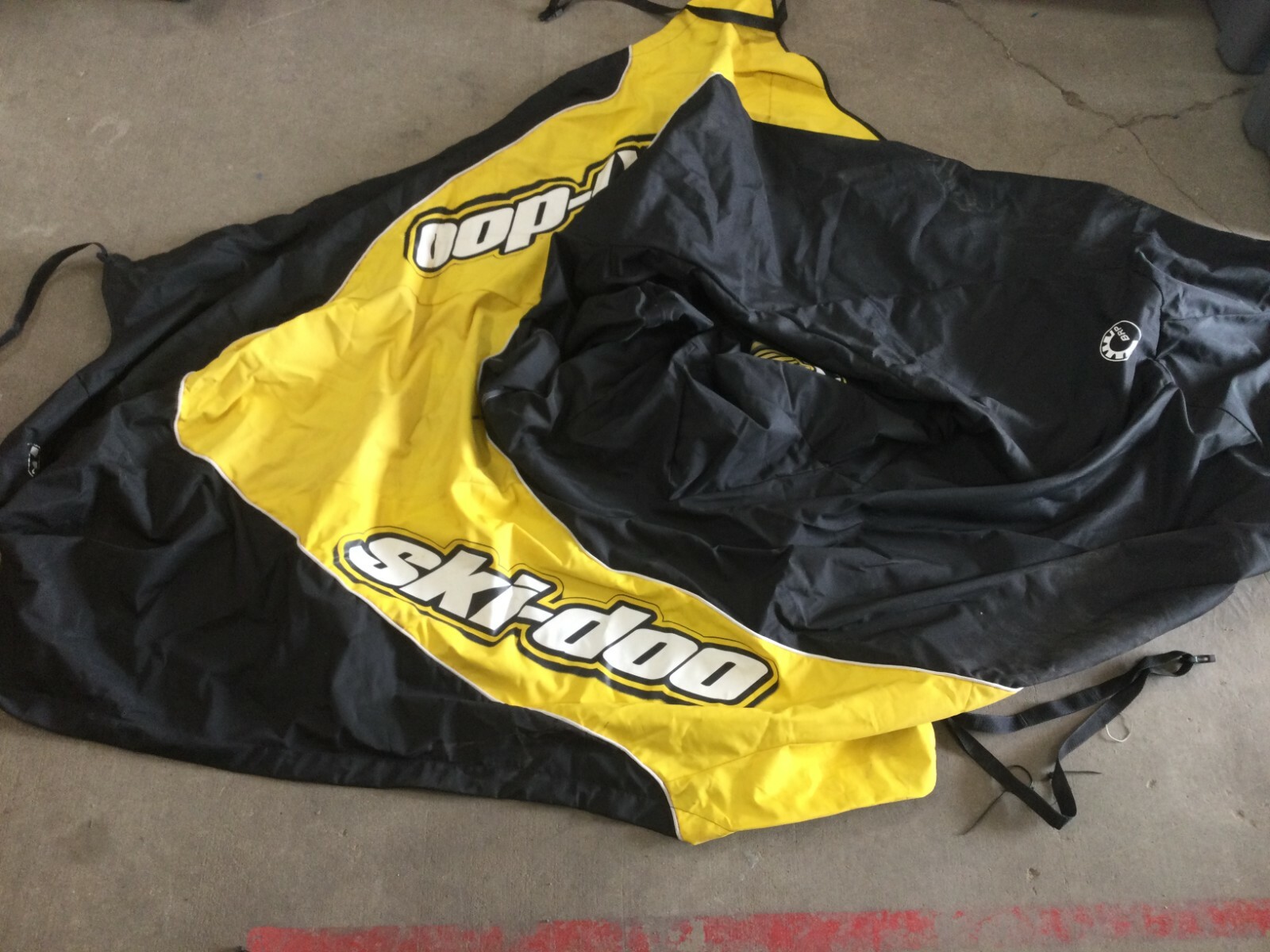 SKIDOO SNOWMOBILE COVER 280000188 C029のeBay公認海外通販｜セカイモン