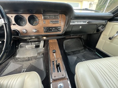 image 7 of interior