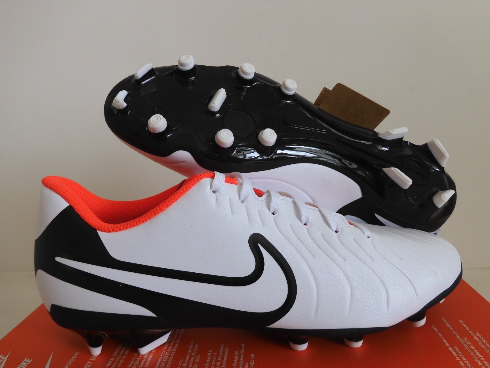 Nike Tiempo Legend 10 Club Fg/Mg White-Black-Bright Crimson