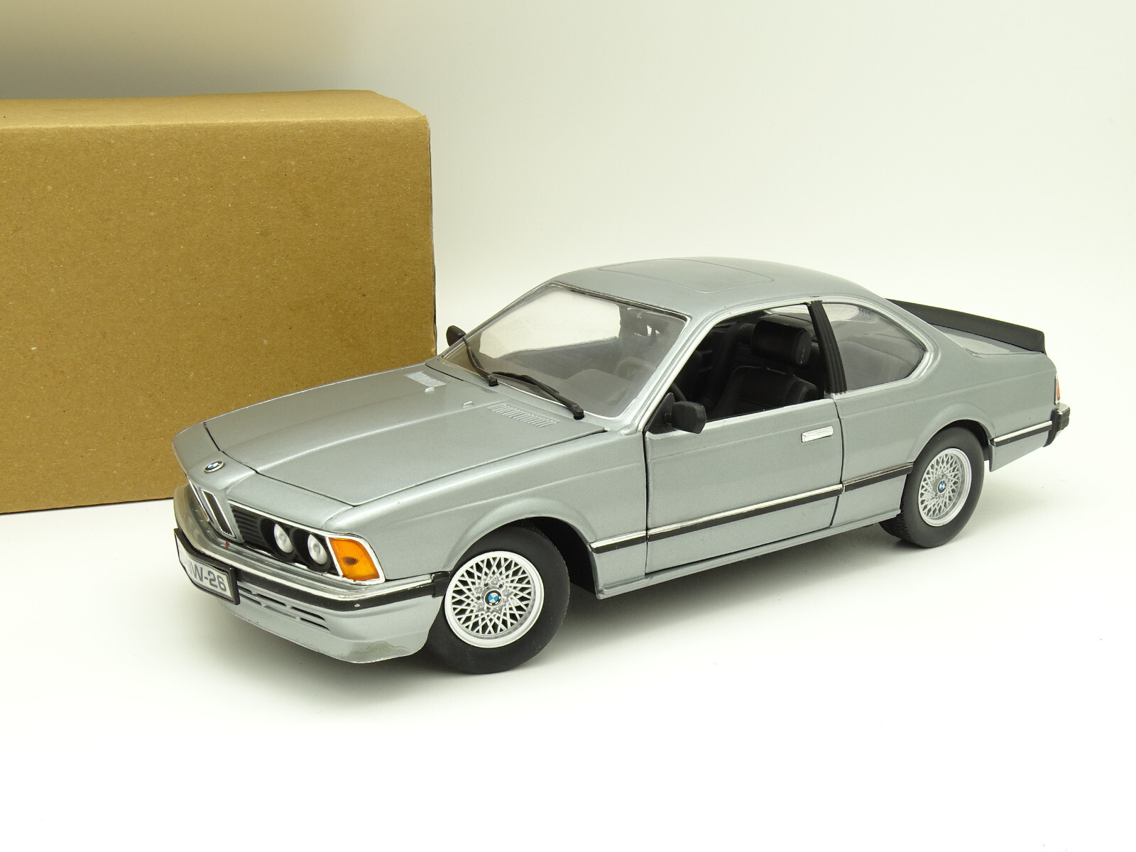 Anson SB 1/18 - BMW 635 CSI 1984 Gray | eBay