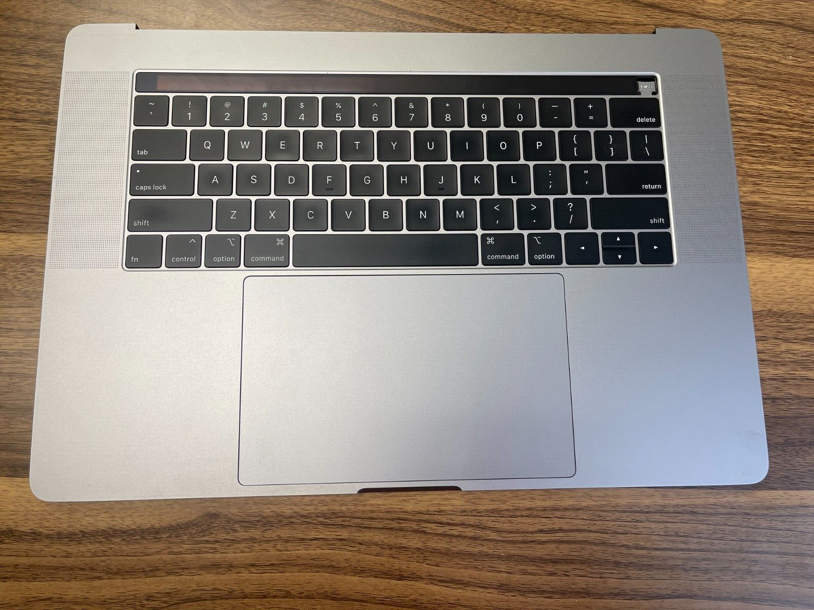 OEM MacBook Pro 15 2018 2019 A1990 Palmrest + Touchpad + Keyboard