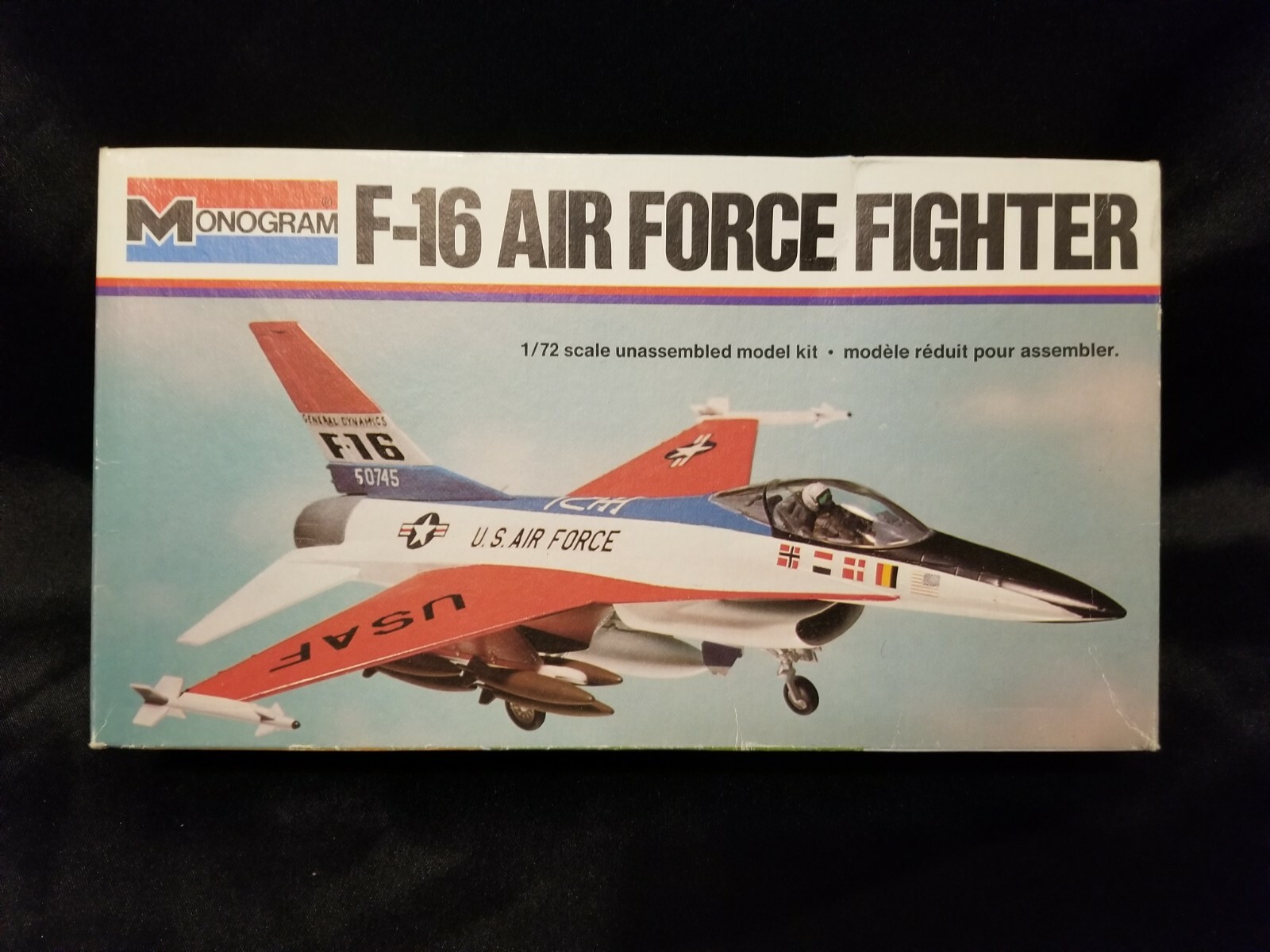 モノグラム　F-16 FIGHTER $_57.JPG?set_id=8800005007