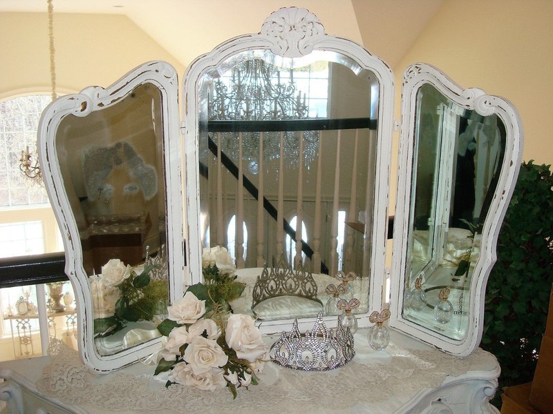 GORGEOUS SHABBY OLD FRENCH TRIPLE MIRROR VANITY TABLE MIRROR ***BEAUTIFUL***